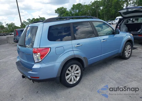 2011 Subaru Forester 2.5X Limited z USA, uszkodzony, nr VIN JF2SHBECXBH751712